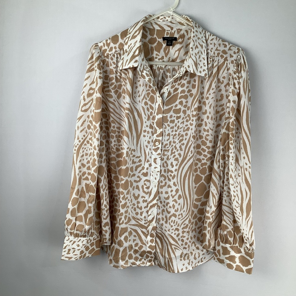 Ann Taylor Animal Print Button-Up Blouse Shirt womens size XLP